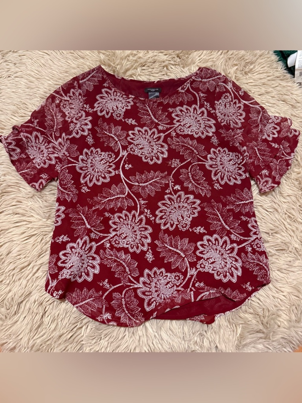 Ann Taylor Burgundy Floral Short-Sleeve Blouse